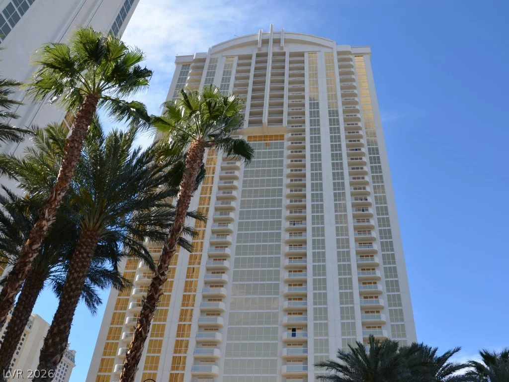 125 Harmon, Las Vegas, NV 89109