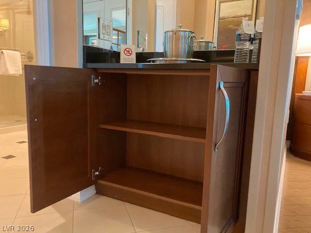 125 Harmon, Las Vegas, NV 89109