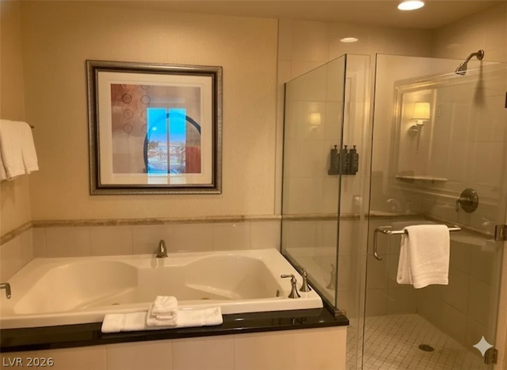 125 Harmon, Las Vegas, NV 89109