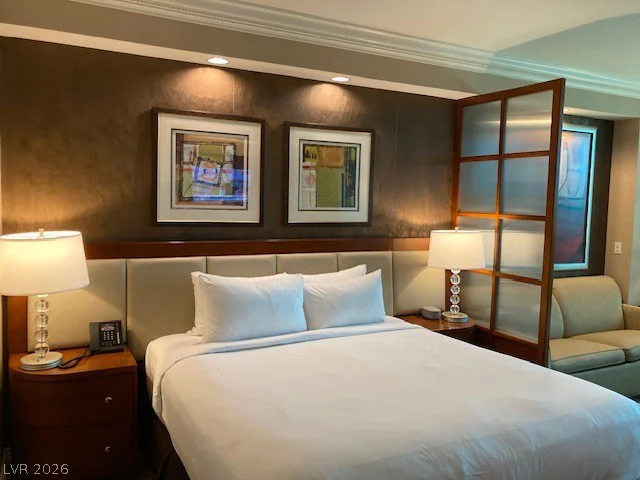 125 Harmon, Las Vegas, NV 89109