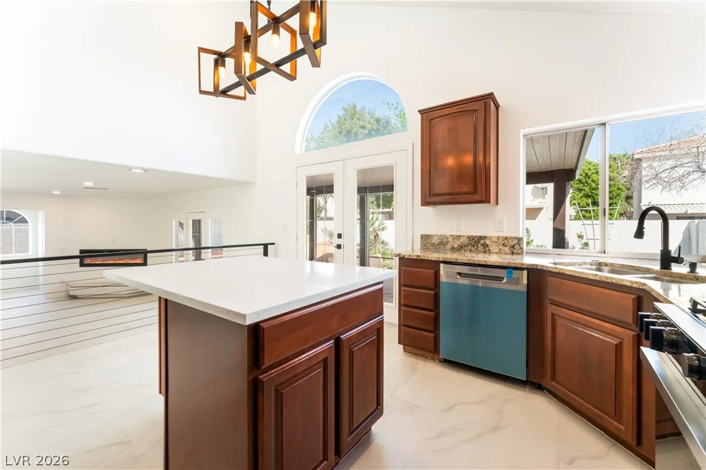 8640 Copper Ridge, Las Vegas, NV 89129