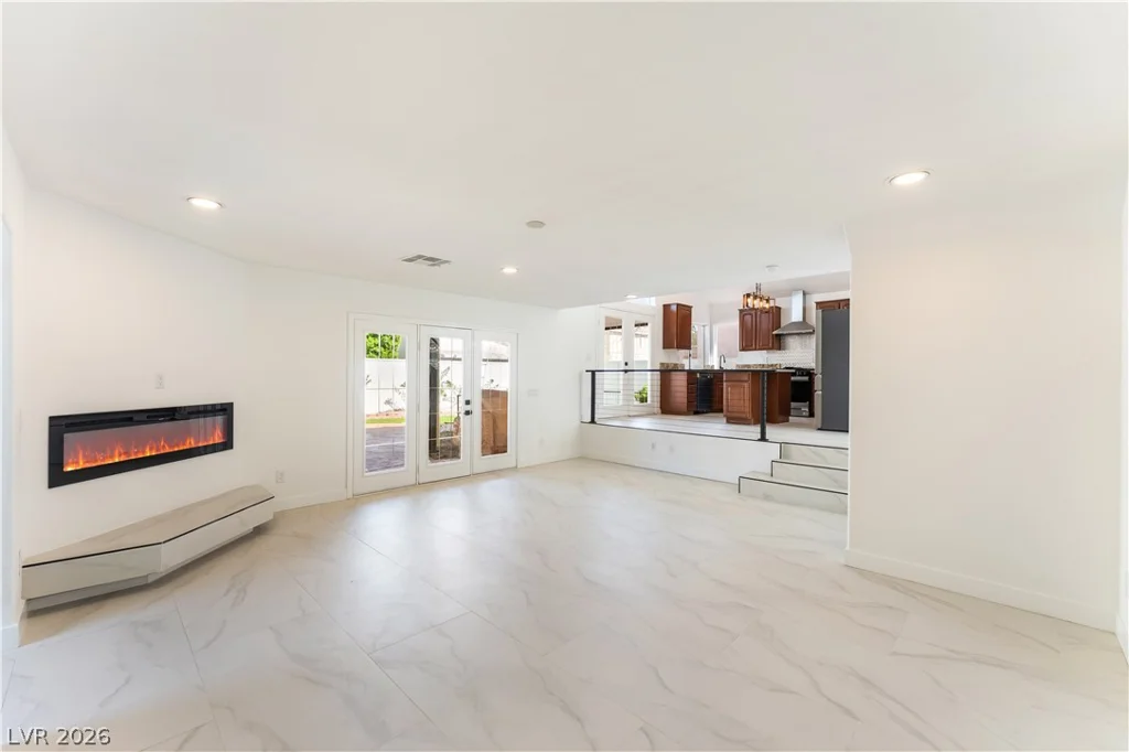 8640 Copper Ridge, Las Vegas, NV 89129