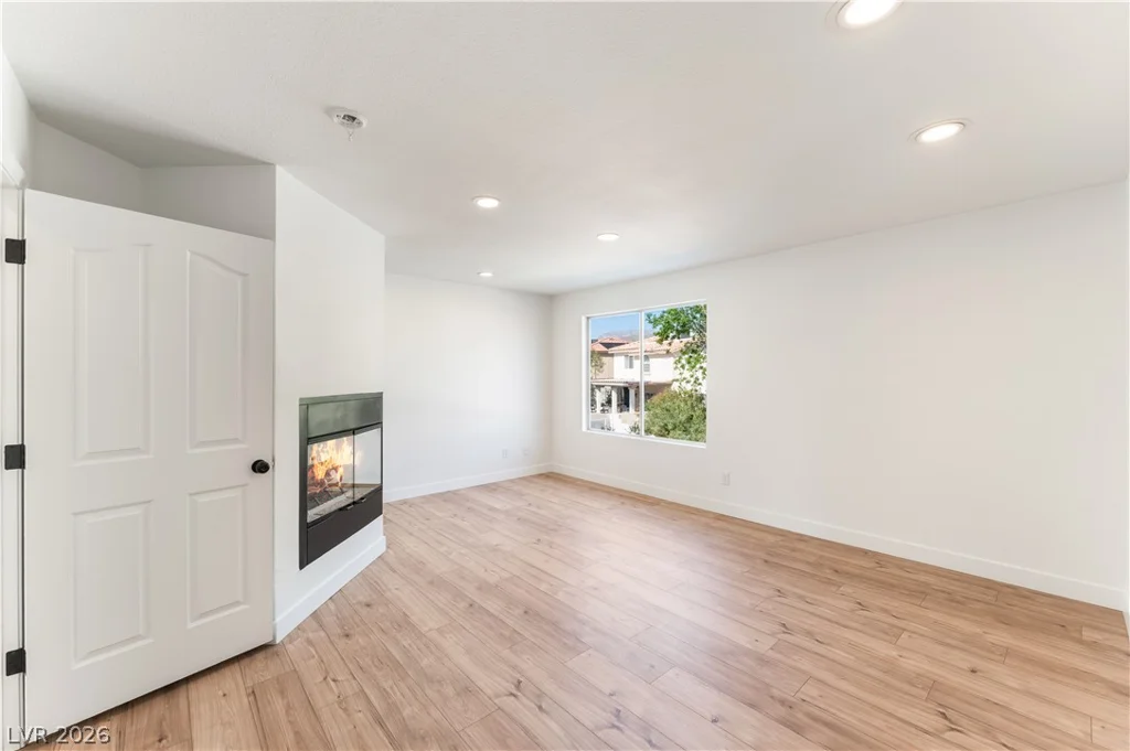 8640 Copper Ridge, Las Vegas, NV 89129