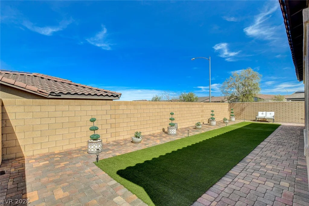700 Omaggio, Henderson, NV 89011