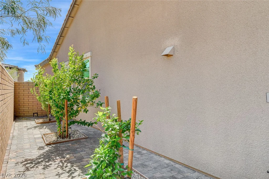 700 Omaggio, Henderson, NV 89011