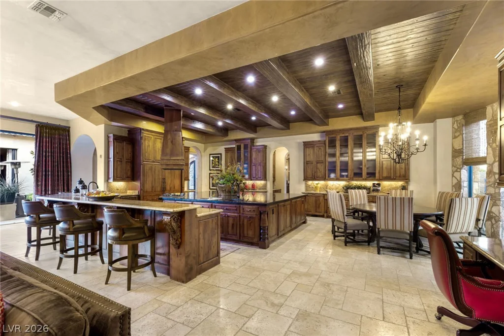 7 Chalk Hill, Las Vegas, NV 89141
