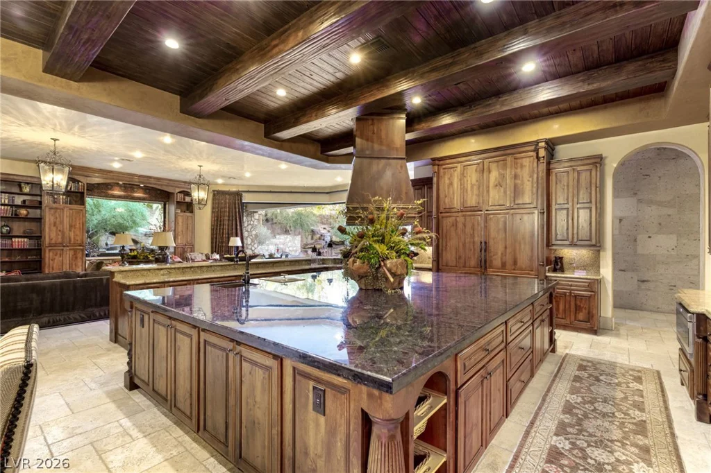 7 Chalk Hill, Las Vegas, NV 89141