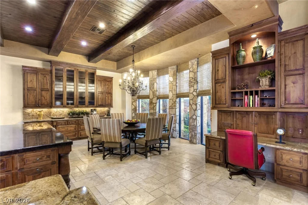 7 Chalk Hill, Las Vegas, NV 89141