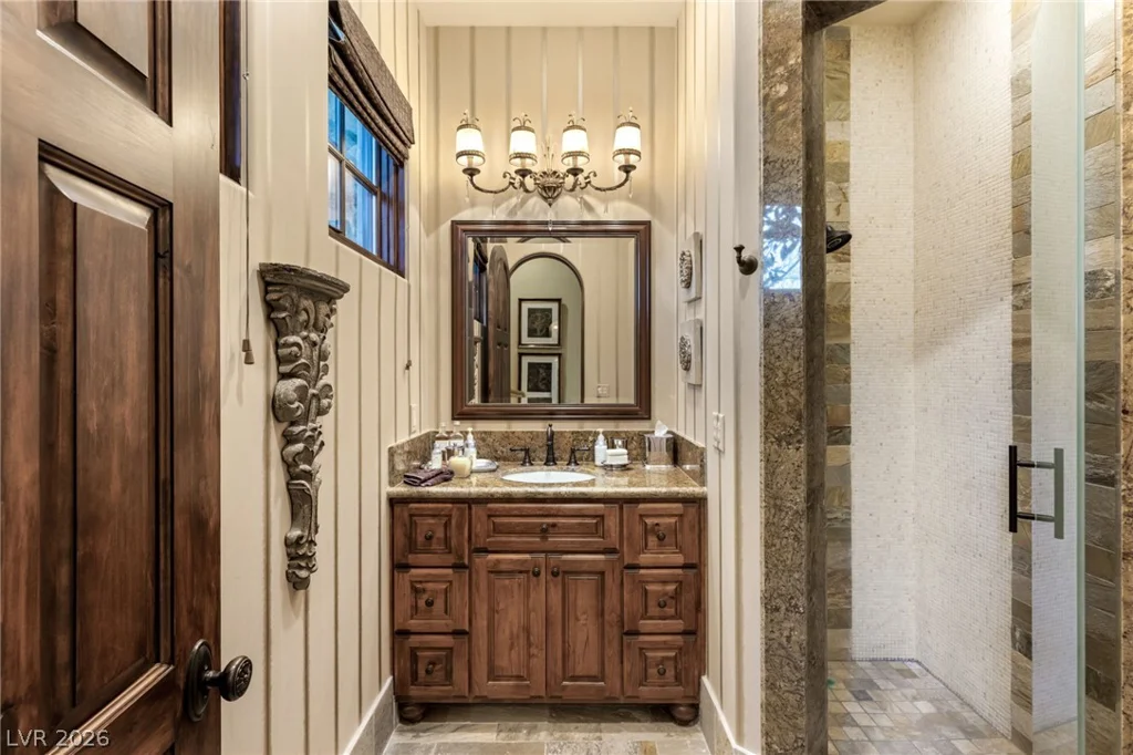7 Chalk Hill, Las Vegas, NV 89141
