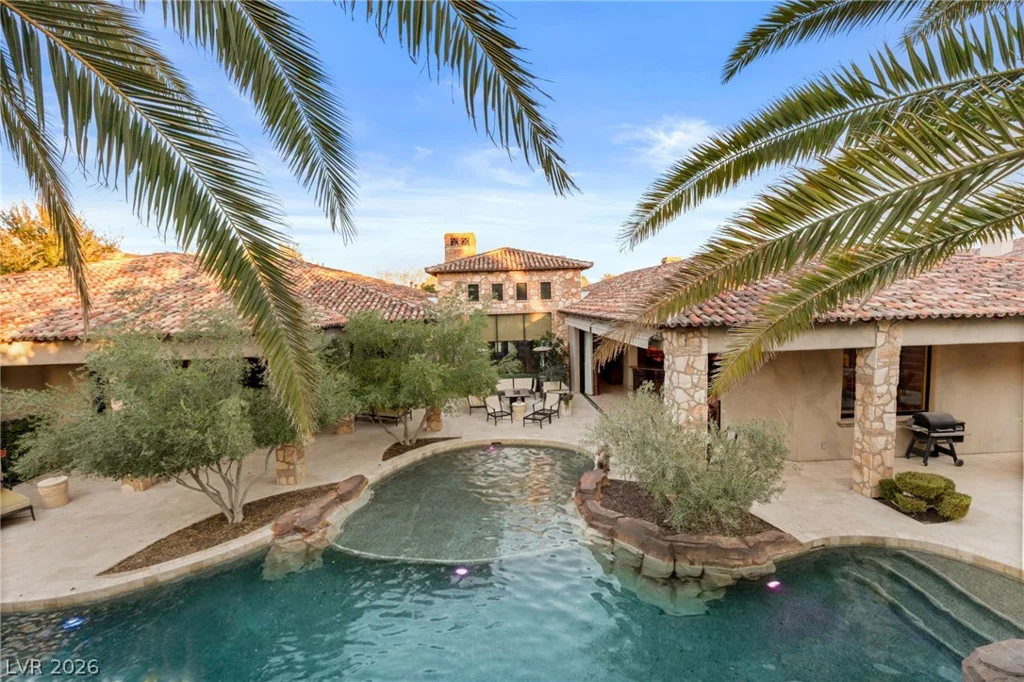 7 Chalk Hill, Las Vegas, NV 89141