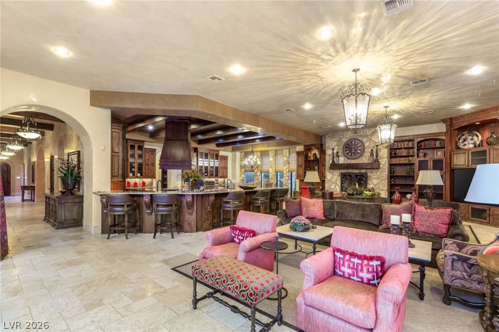 7 Chalk Hill, Las Vegas, NV 89141