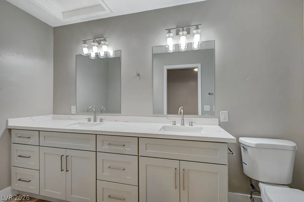 8753 Sundial, Las Vegas, NV 89134