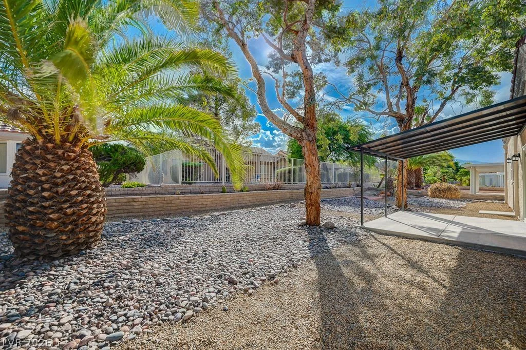 8753 Sundial, Las Vegas, NV 89134