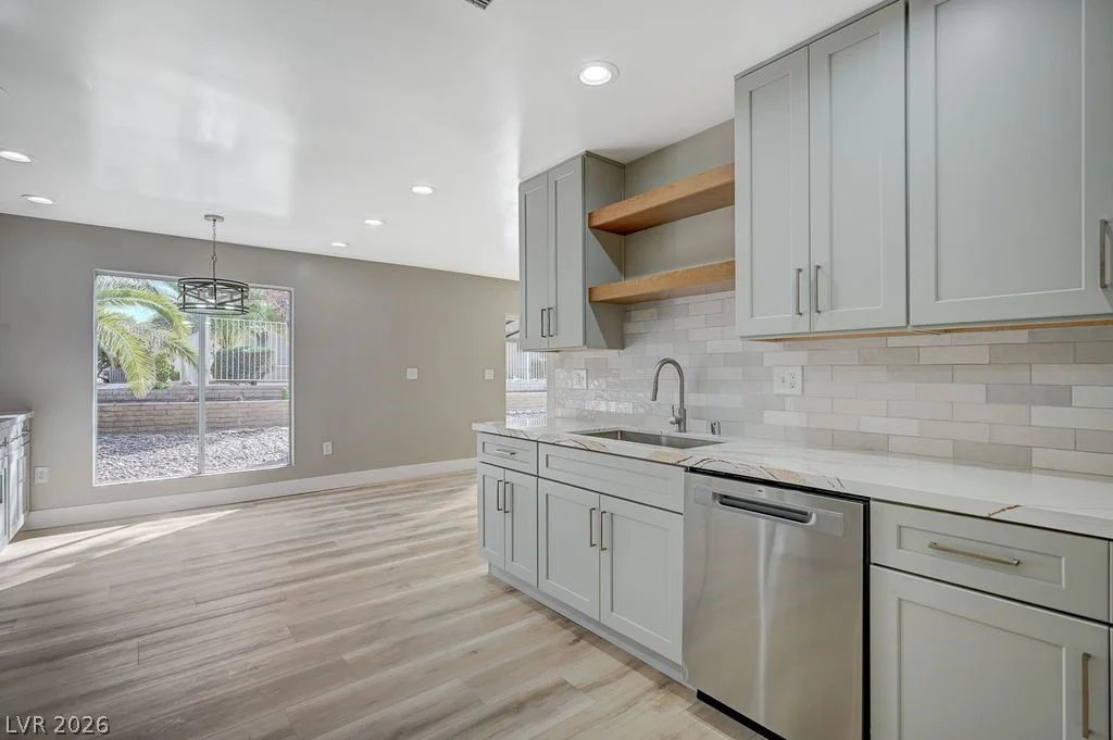 8753 Sundial, Las Vegas, NV 89134
