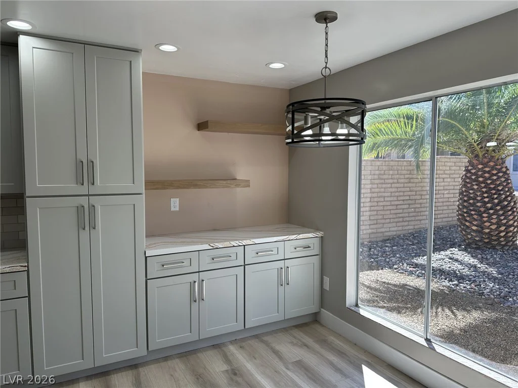 8753 Sundial, Las Vegas, NV 89134