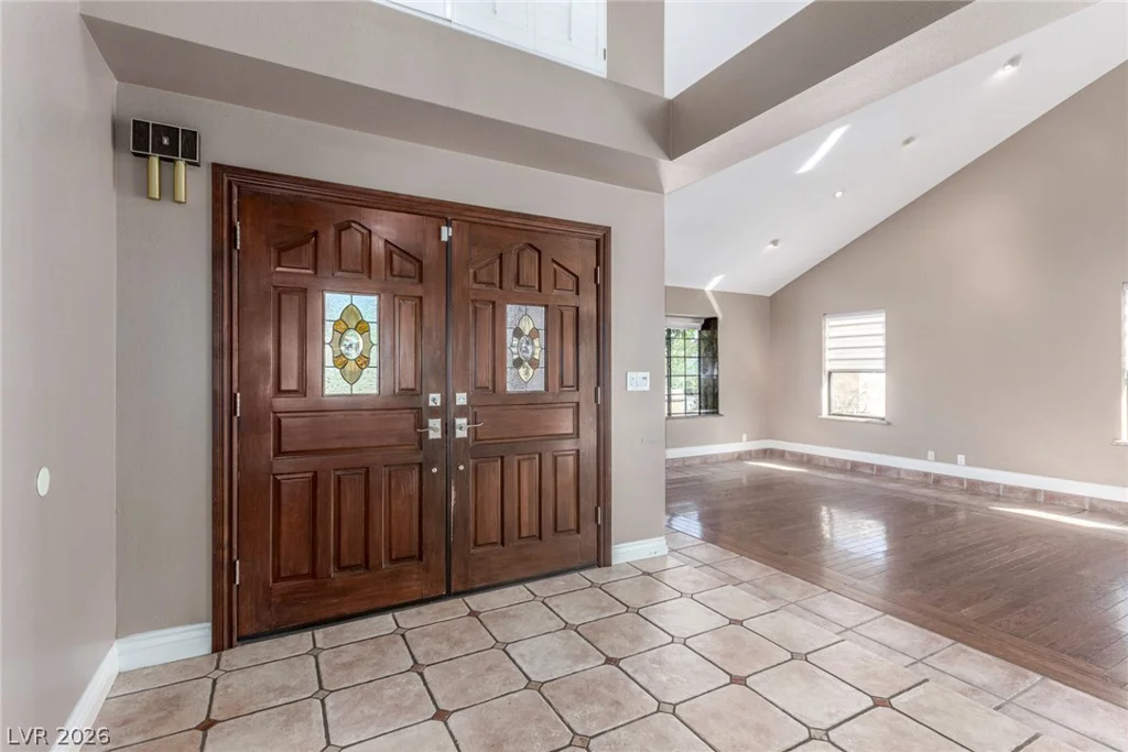 6815 Trinity, Las Vegas, NV 89146