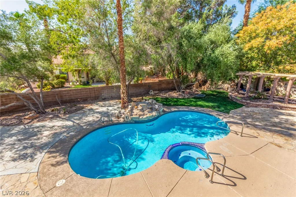 6815 Trinity, Las Vegas, NV 89146