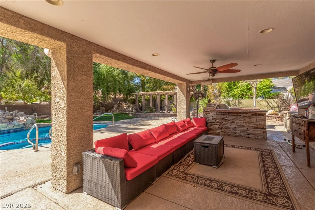 6815 Trinity, Las Vegas, NV 89146