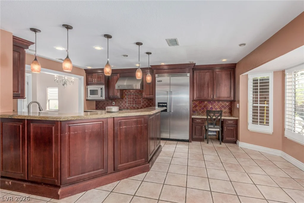 6815 Trinity, Las Vegas, NV 89146
