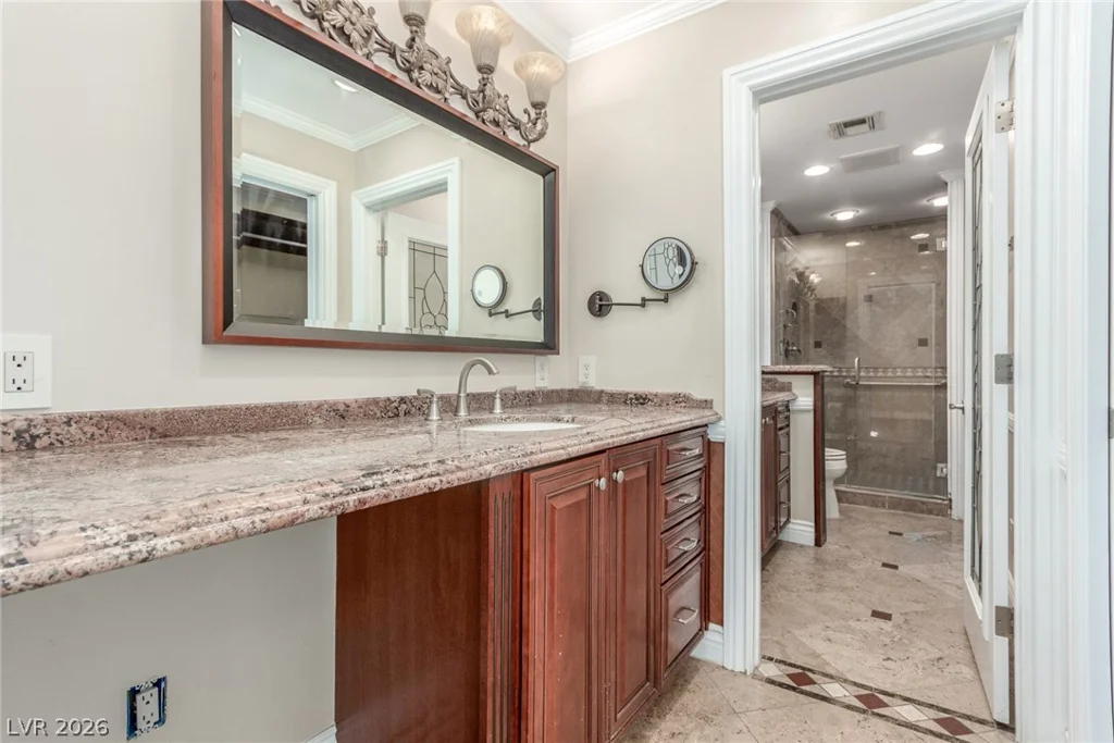 6815 Trinity, Las Vegas, NV 89146