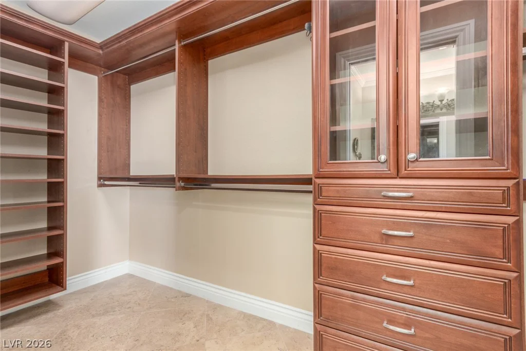 6815 Trinity, Las Vegas, NV 89146