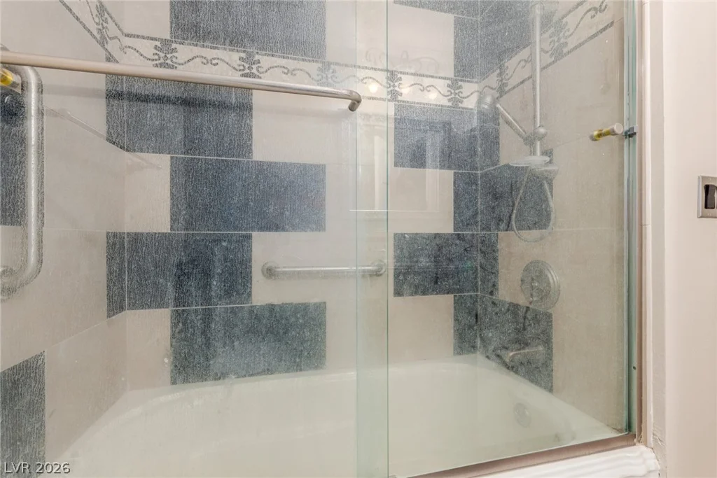6815 Trinity, Las Vegas, NV 89146