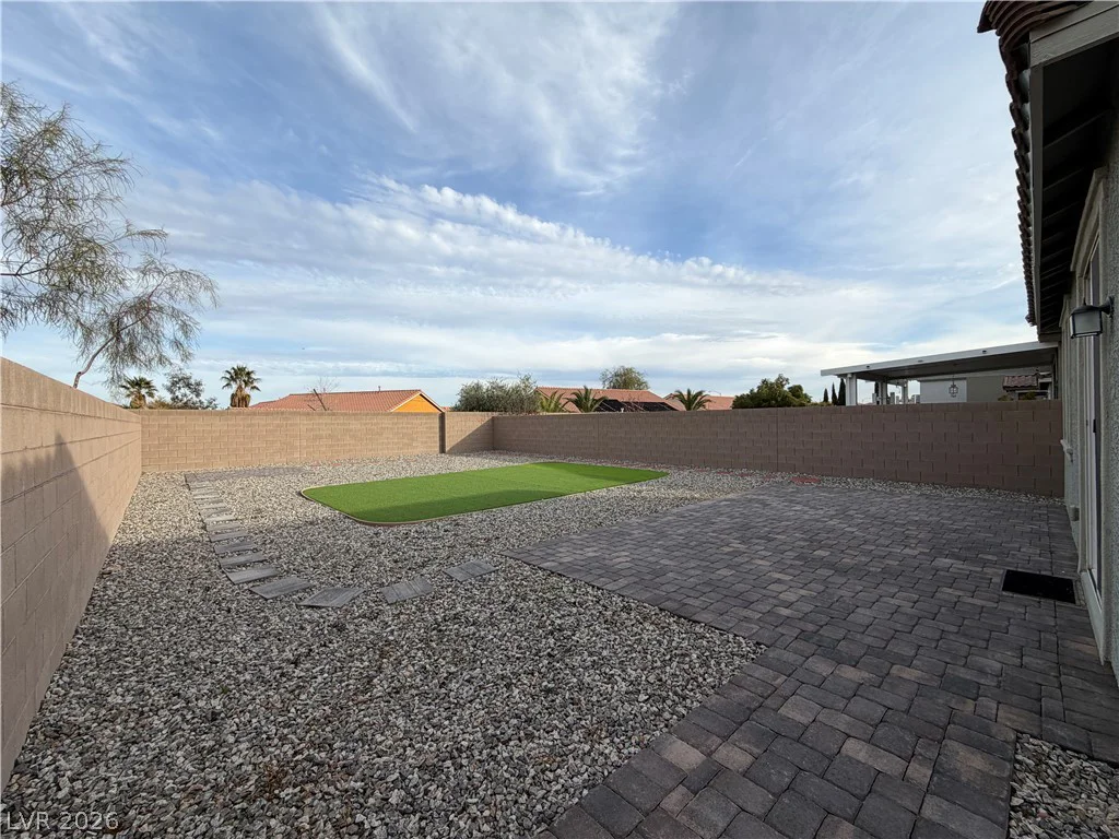 5802 Holbeche, Las Vegas, NV 89113