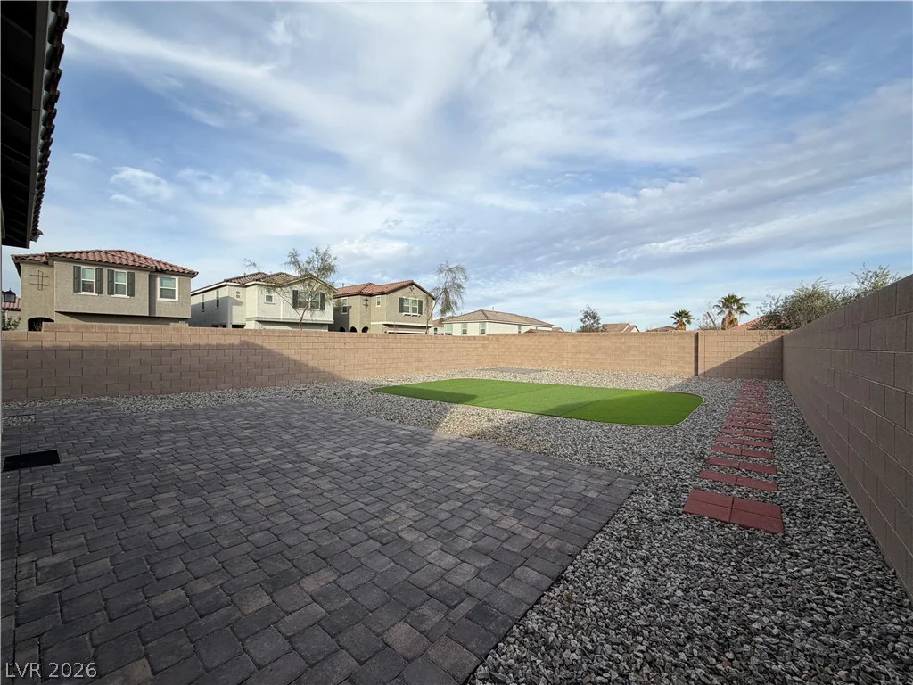 5802 Holbeche, Las Vegas, NV 89113