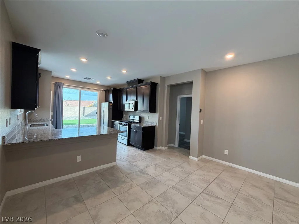 5802 Holbeche, Las Vegas, NV 89113