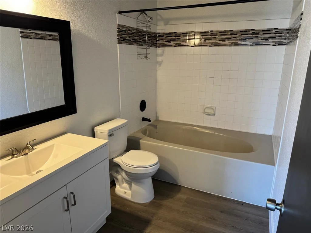 6233 Ilanos, Las Vegas, NV 89108