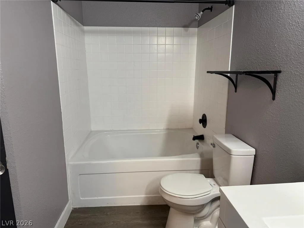 6233 Ilanos, Las Vegas, NV 89108