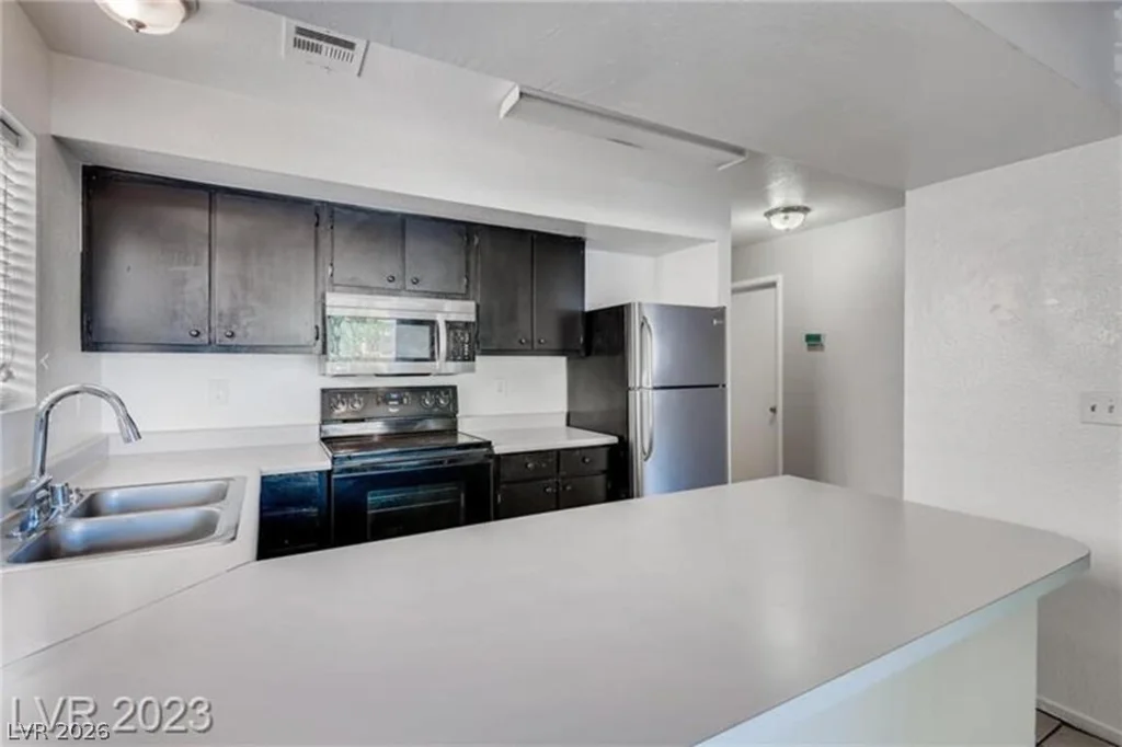 6233 Ilanos, Las Vegas, NV 89108