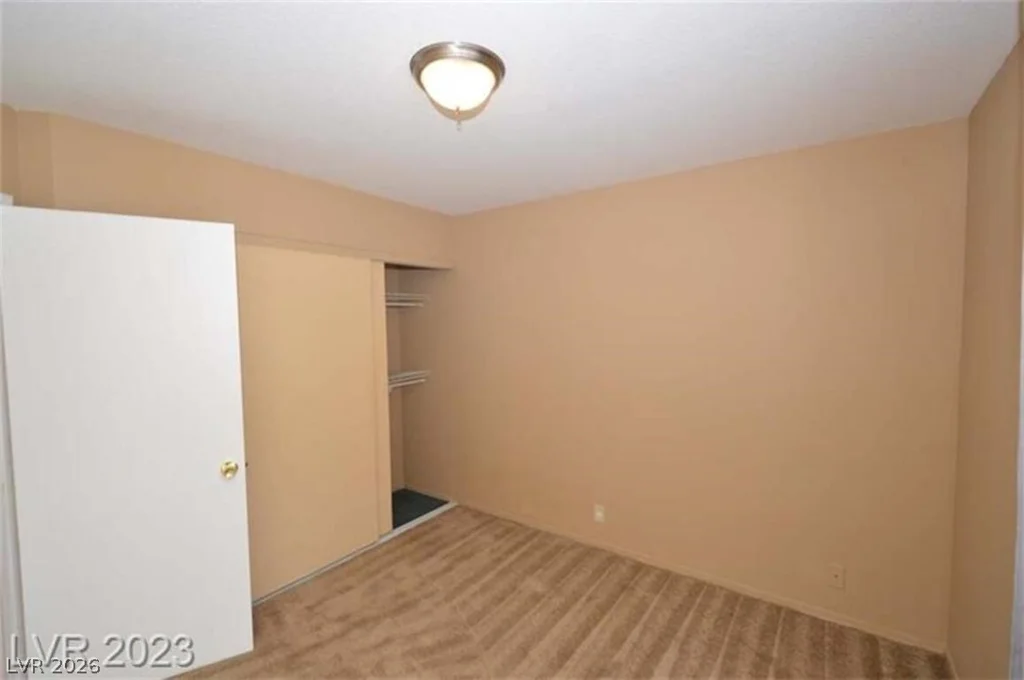 6233 Ilanos, Las Vegas, NV 89108