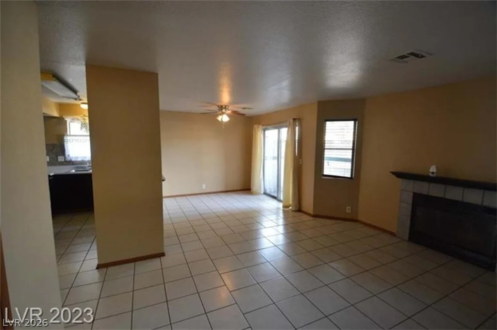 6233 Ilanos, Las Vegas, NV 89108