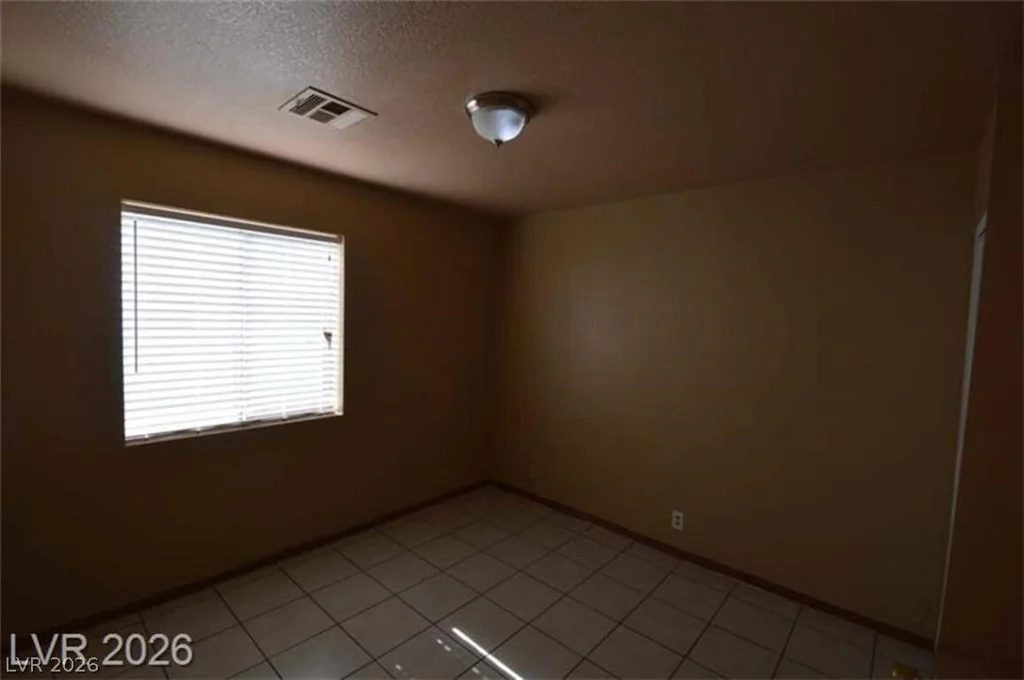 6233 Ilanos, Las Vegas, NV 89108
