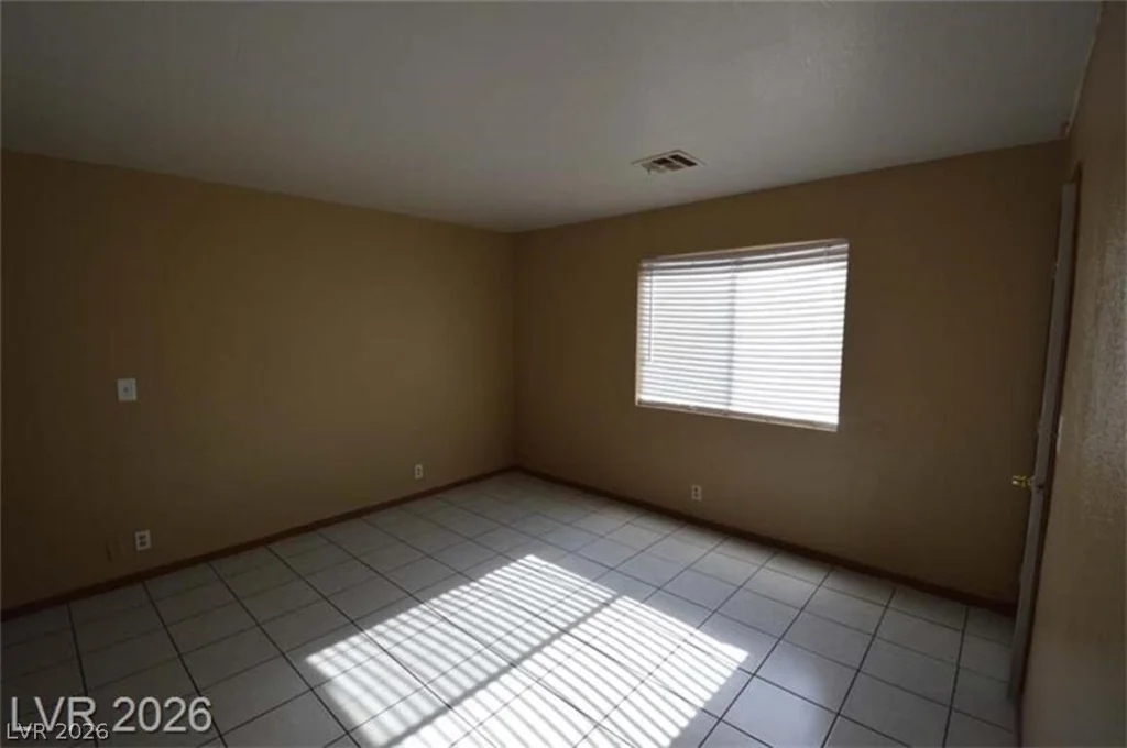 6233 Ilanos, Las Vegas, NV 89108