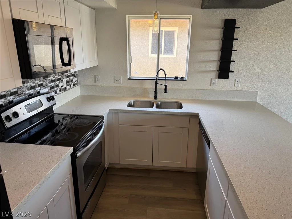 6233 Ilanos, Las Vegas, NV 89108