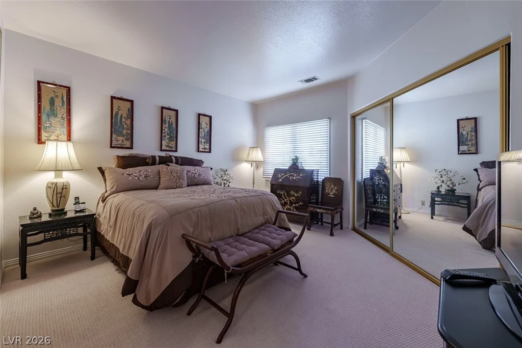 8181 Round Hills, Las Vegas, NV 89113