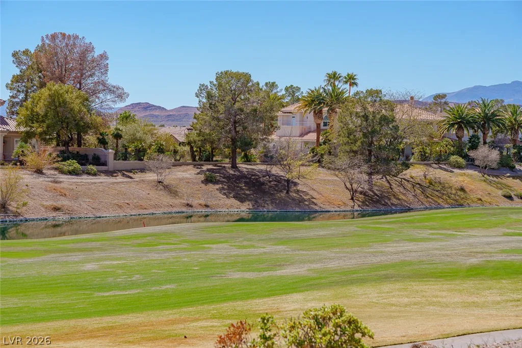 8181 Round Hills, Las Vegas, NV 89113