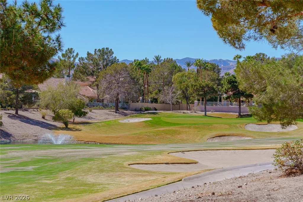 8181 Round Hills, Las Vegas, NV 89113