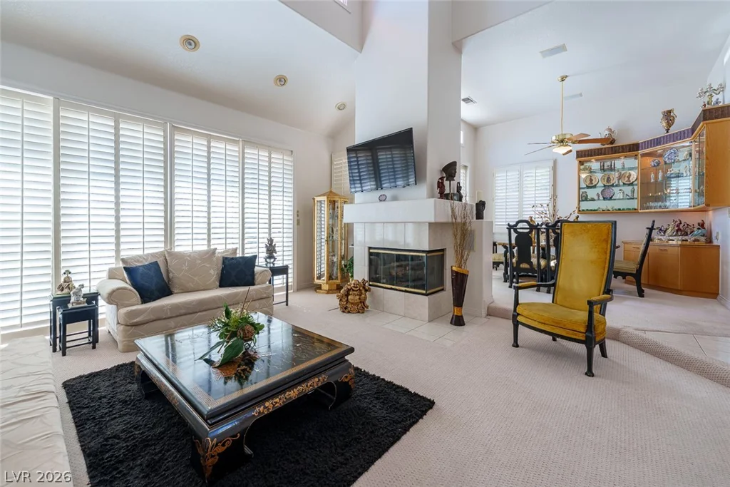 8181 Round Hills, Las Vegas, NV 89113