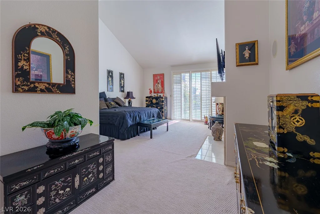 8181 Round Hills, Las Vegas, NV 89113