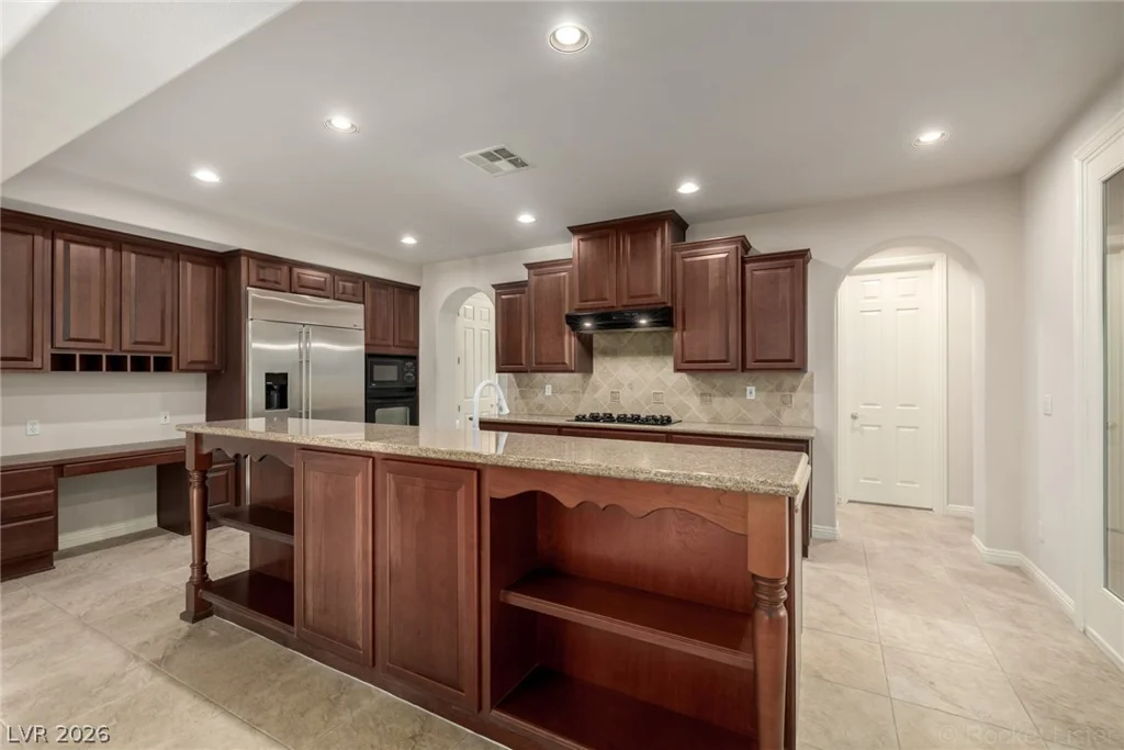11849 Waterford Castle, Las Vegas, NV 89141