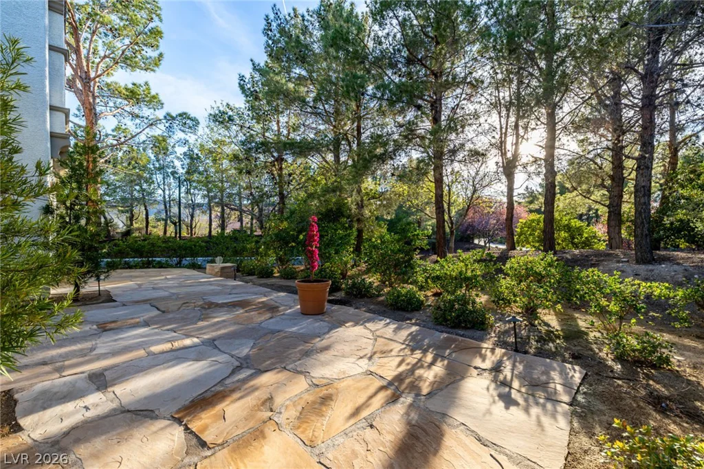 11849 Waterford Castle, Las Vegas, NV 89141