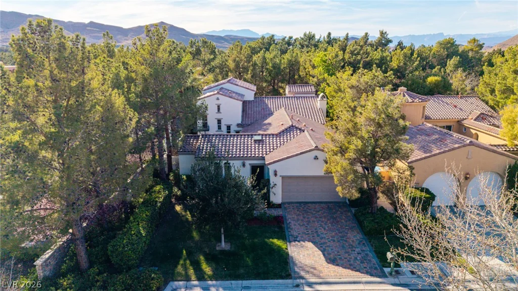 11849 Waterford Castle, Las Vegas, NV 89141