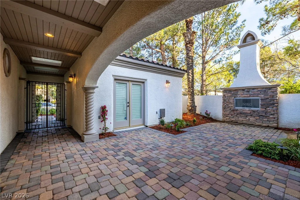 11849 Waterford Castle, Las Vegas, NV 89141