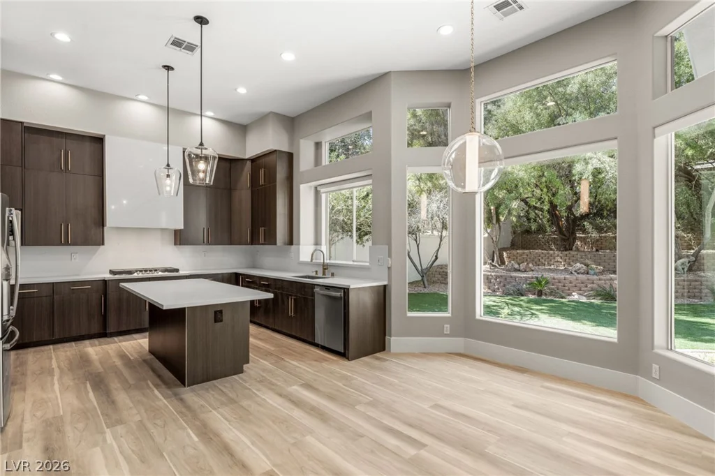 801 Aquitaine, Las Vegas, NV 89145