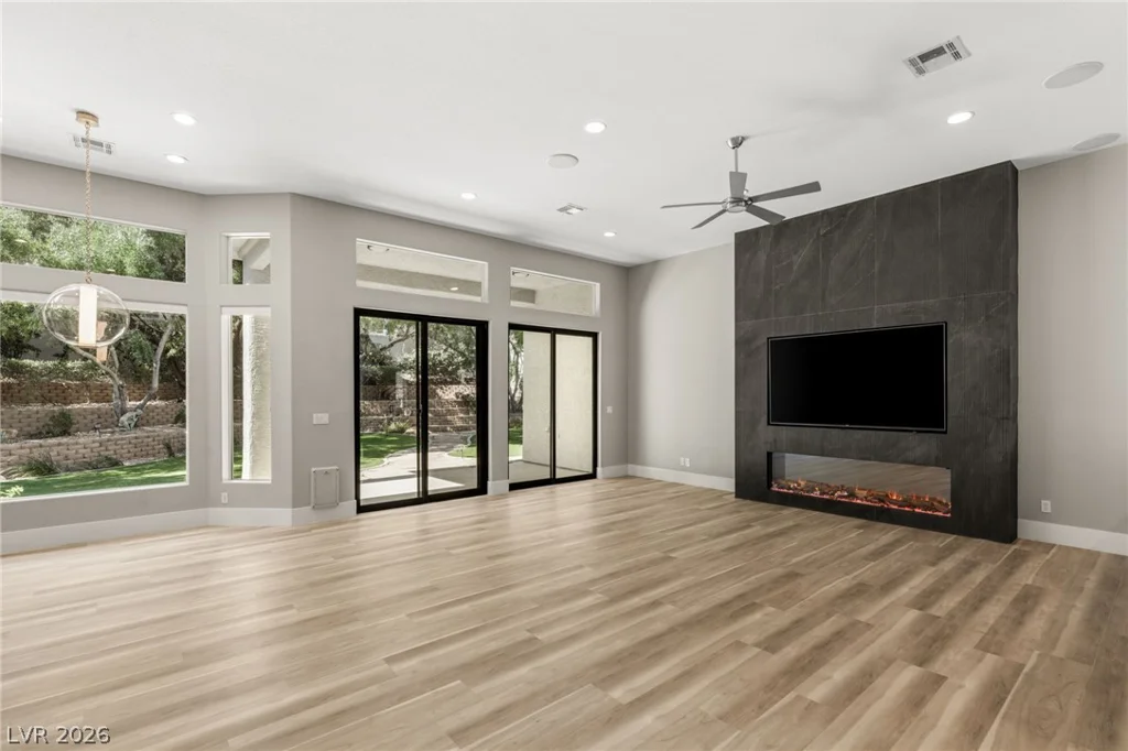 801 Aquitaine, Las Vegas, NV 89145