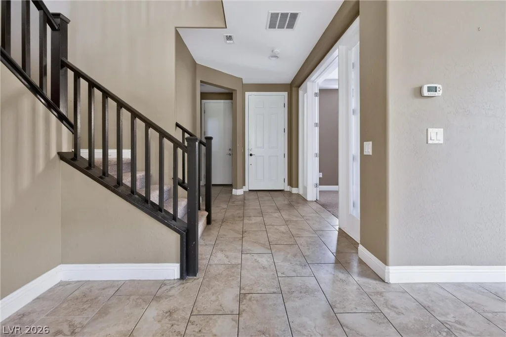 7200 Cotton Bluff, Las Vegas, NV 89148