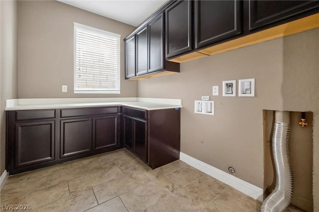 7200 Cotton Bluff, Las Vegas, NV 89148